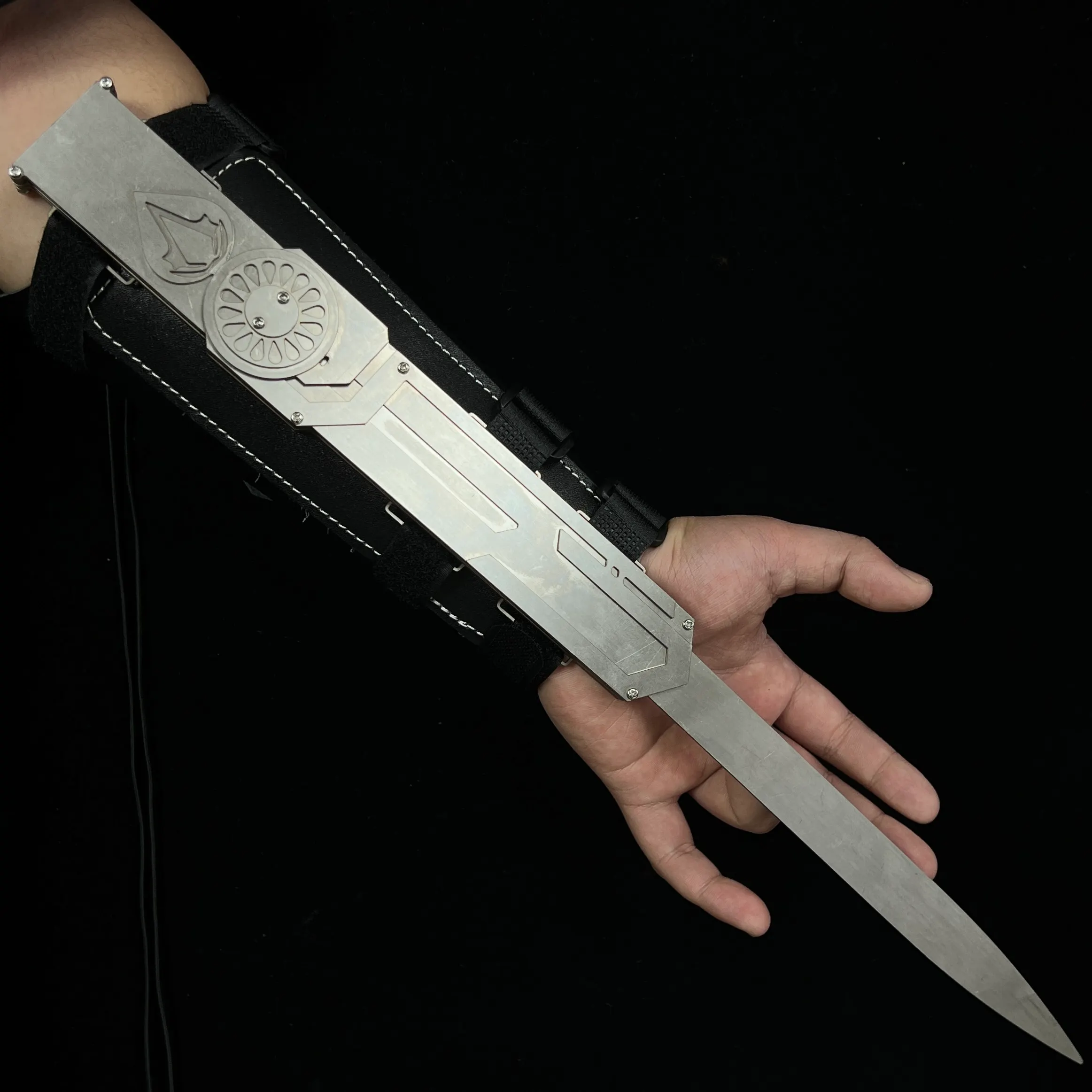 Hidden Blade Assassin's Creed 2 Ezio metal hidden blade