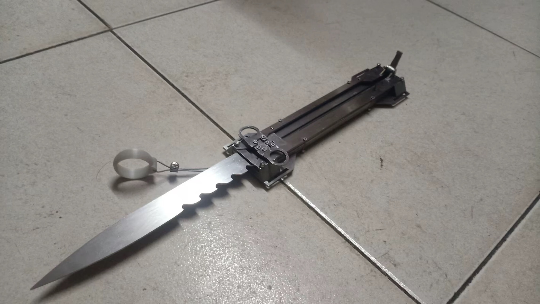 Hidden Blade Assassin's Creed movies metal hidden blade